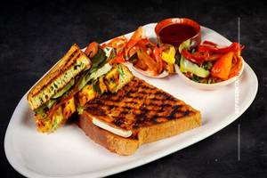Paneer Schezwan Grilled Sandwich