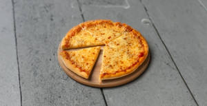 Double Cheese Margherita Pizza