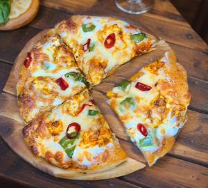 Paneer Makhani Pizza