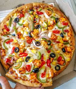 Testyveg loaded pizza