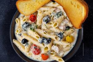 Chicken Alfredo Penne