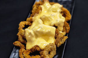 Cheesy Onion Tangles