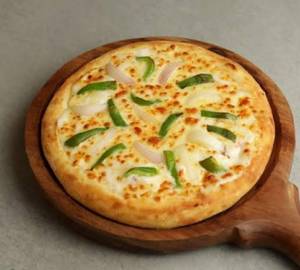 Onion and Capsicum Pizza