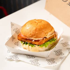 Schezwan Paneer Burger