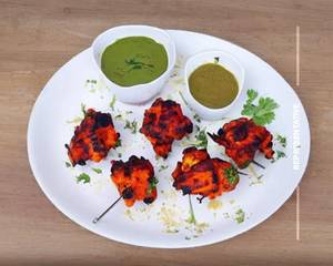 Chicken Tikka Hand 