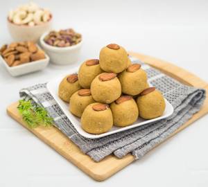 Besan Laddu