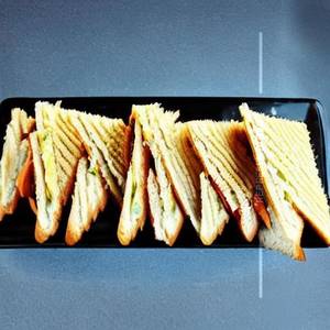 Mayonnaise Sandwich