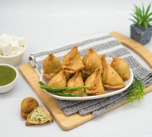 Paneer Chilly Samosa