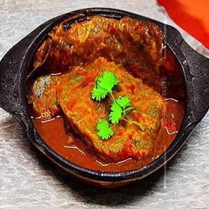 Pomfret Goan Curry
