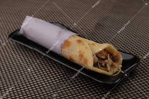 Veg Paneer Chowmein Roll