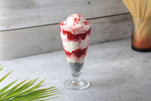 Strawberry Punch Falooda