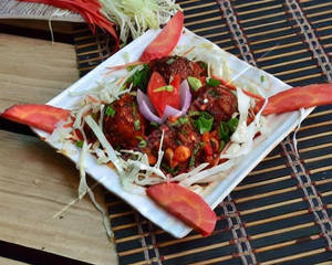 Veg Fried Rice With Veg Manchurian Gravy