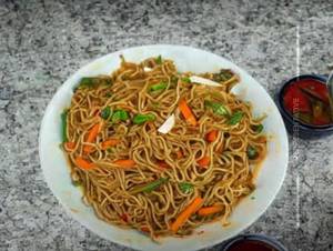 Veg Singapuri Noodles