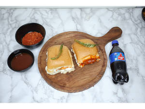 Herb Cheese Potato Vada Pav + Schezwan Vada Pav +coldrink