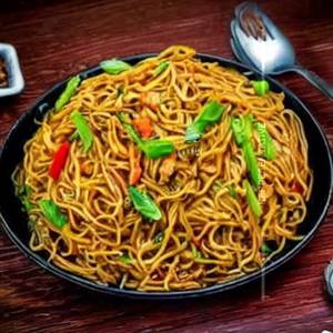 Chicken Schezwan Style Noodles 