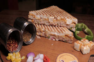 Mama Mea Royal Sandwich