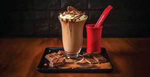 Kit Kat Shake