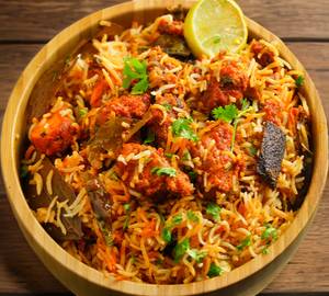 Hyderabadi Dum Chicken Biryani