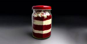 Red velvet jar cake [200 grams]                                                                                    