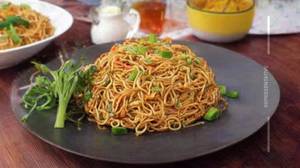 Egg Schezwan Noodle