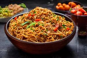 Schezwan Chicken Noodles