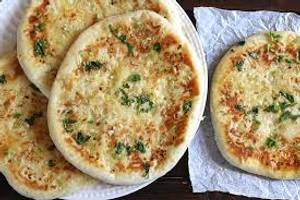 Cheese Masala Garlic Naan