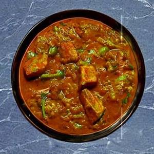 Veg Pandhara Rassa