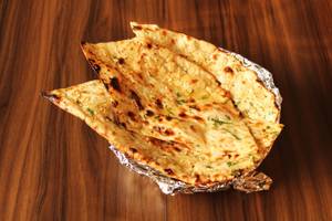 Garlic naan