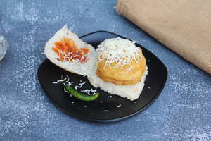 Peri Peri Cheese Vada Pav