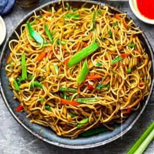 Veg Singapore Hakka Noodles