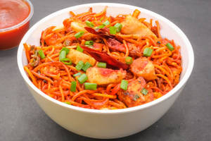 Chicken Schezwan Fried Noodles