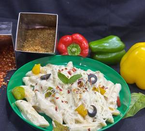 Alfredo white sauce pasta