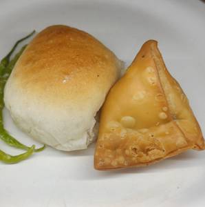 Samosa Pav