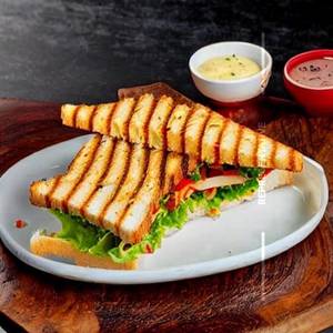 Spicy Fish Club Sandwich