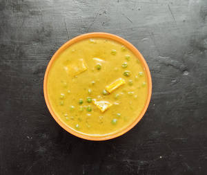 Mattar Paneer.