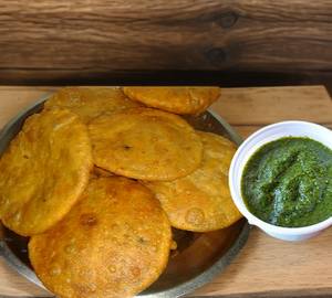 Aloo Ki Kachodi [ 5 Kachodi]