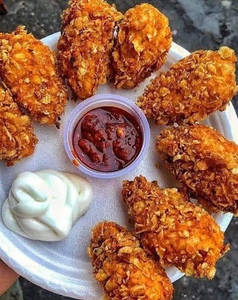 Crispy fried momo [chicken]