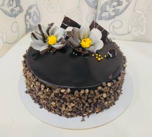 Royal chocolate chip affair cake