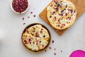 Sweet Matthi [2 Pcs]