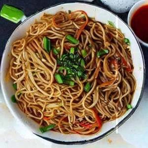 Street Style Noodles