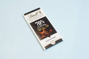 Lindt Excellence 70% Cocoa Dark Chocolate [100 Grams]