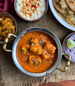 Achaari Paneer Masala