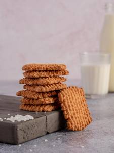 Wheat Atta Biscuit [200 Gms]