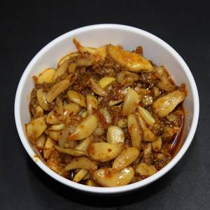Garlic Pickle [500 Gms]