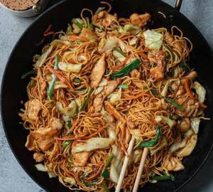 Chicken Egg Chowmein