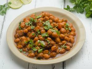 Chana Adaraki