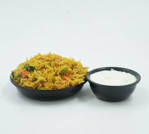 Veg. Pulav + Dahi