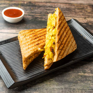 Mac  And Cheese Sandwich (veg)