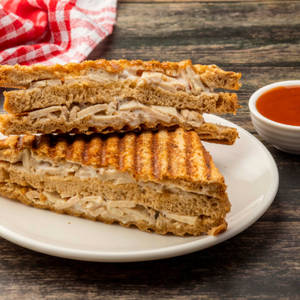 Super Sandwich (grilled Chicken, Salami, Sausage) - Non-veg