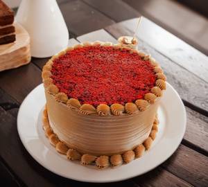 Eggless Choco Red Velvet Cream Cake